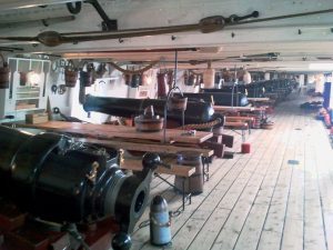 HMS Warrior (1860), az első acéltestű hadihajó felső ágyúfedélzete